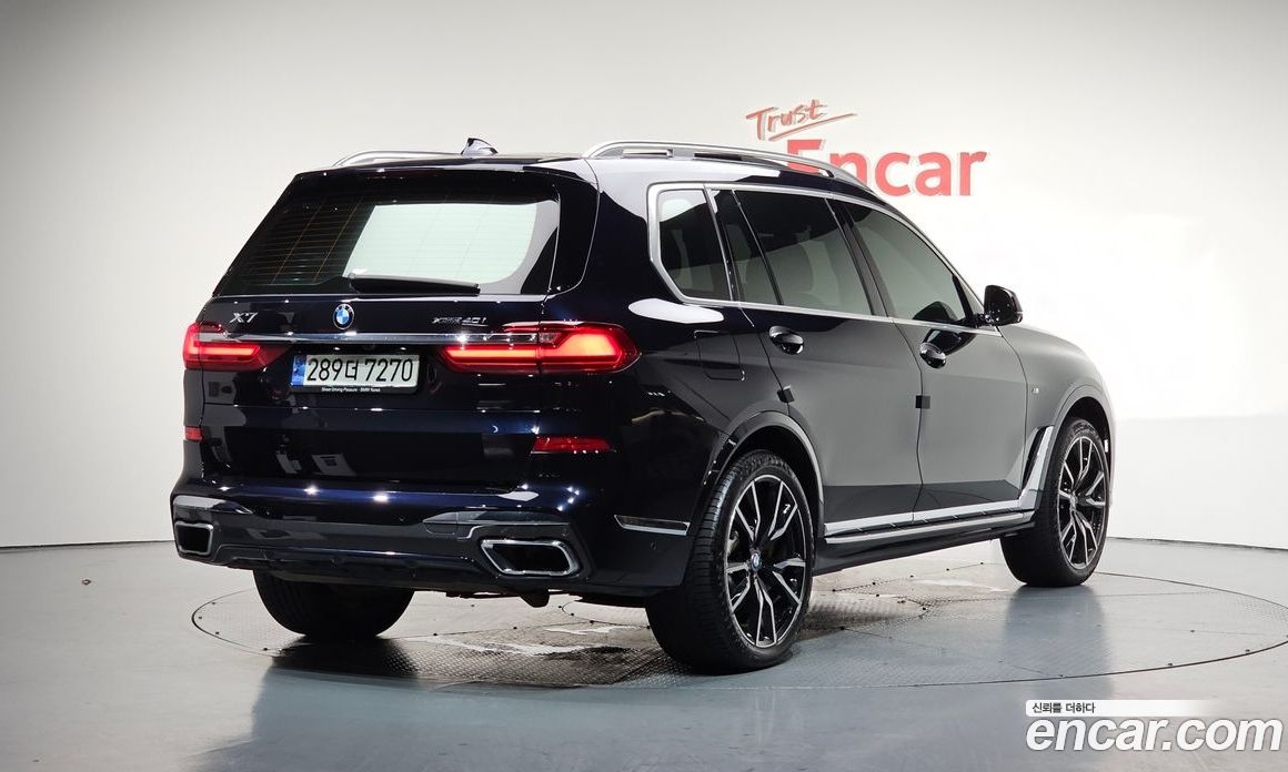 BMW X7 xDrive i40 M Sport 6STR