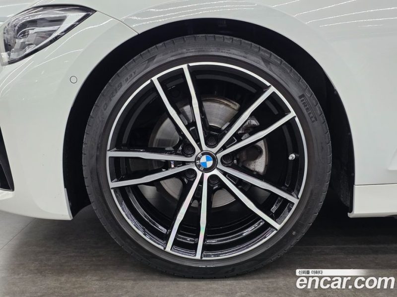 BMW 3-Series i320 M Sport