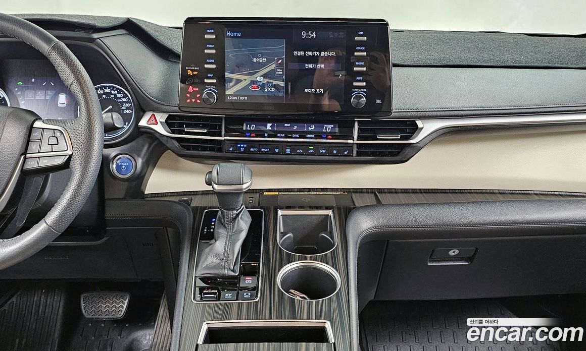 Toyota Sienna 2.5 Hybrid 2WD