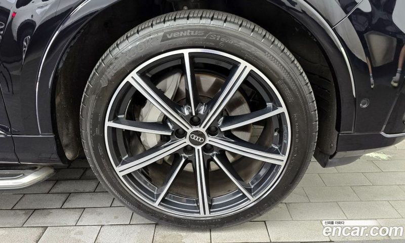 Audi Q7 55 TFSI Quattro Premium