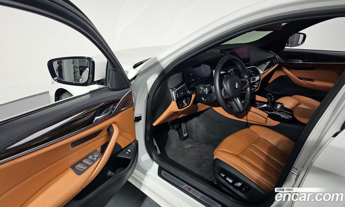 BMW 5-Series i520 M Sport