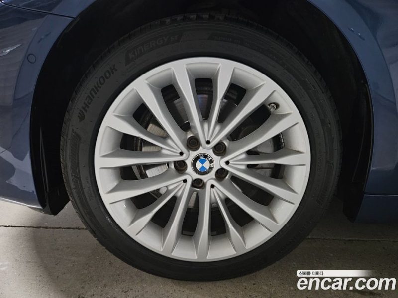 BMW 5-Series 523D Luxury