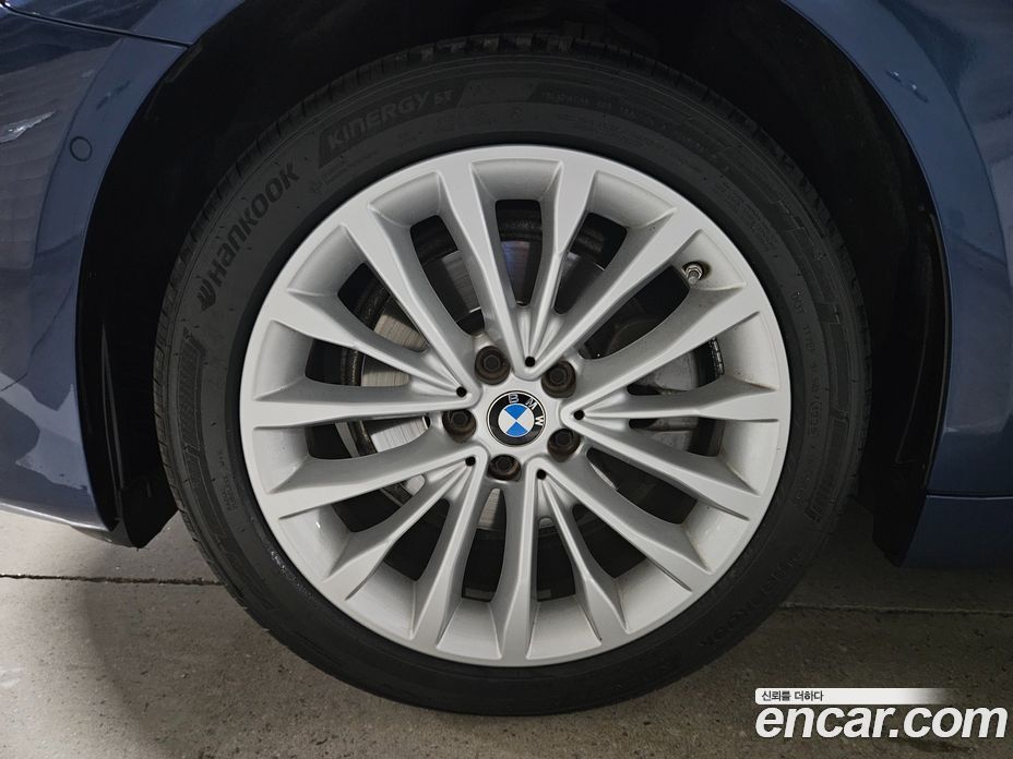 BMW 5-Series 523D Luxury