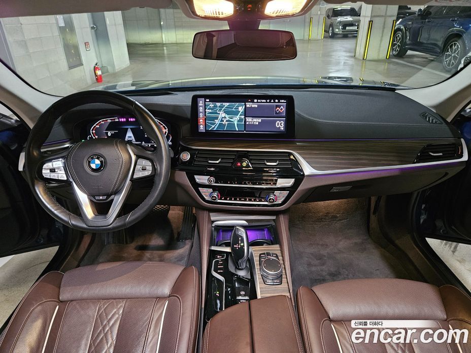 BMW 5-Series 523D Luxury