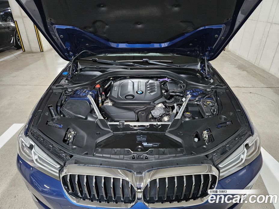 BMW 5-Series 523D Luxury