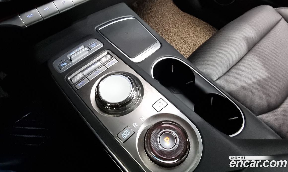 Genesis GV70 2.5T Gasoline 2WD