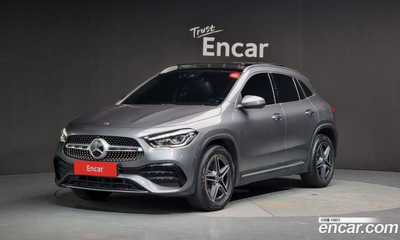 Mercedes Benz GLA-Class GLA250 4MATIC