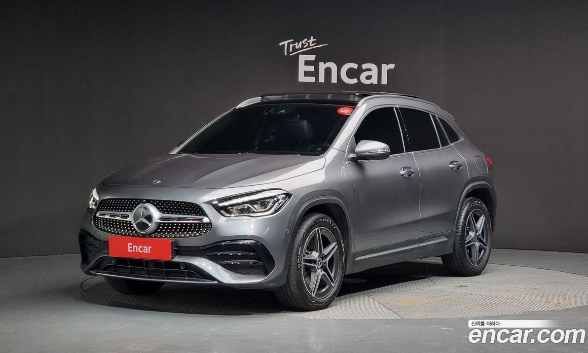 Mercedes Benz GLA-Class GLA250 4MATIC