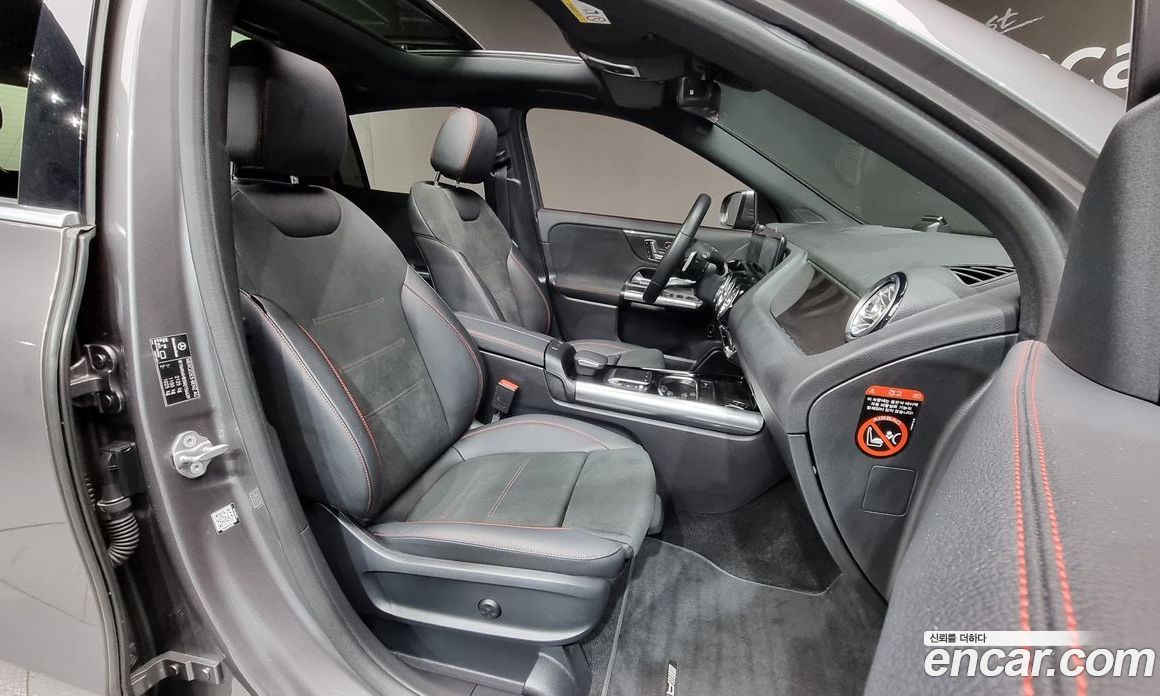 Mercedes Benz GLA-Class GLA250 4MATIC