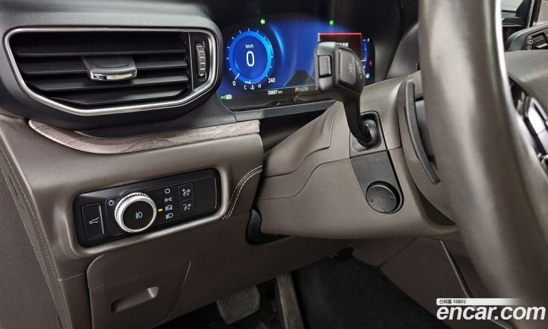 Ford Explorer 3.0 Platinum 4WD
