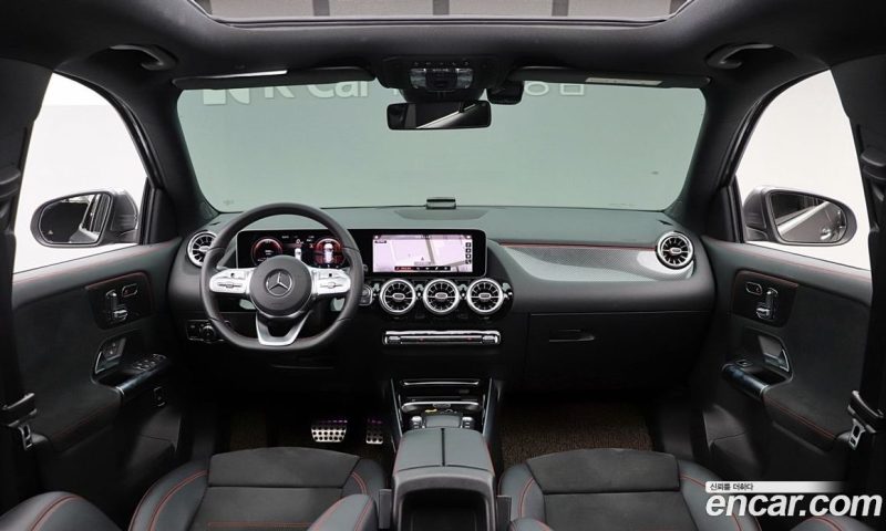 Mercedes Benz GLA-Class GLA250 4MATIC