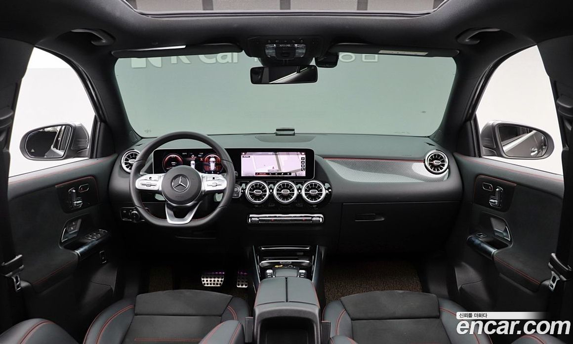 Mercedes Benz GLA-Class GLA250 4MATIC