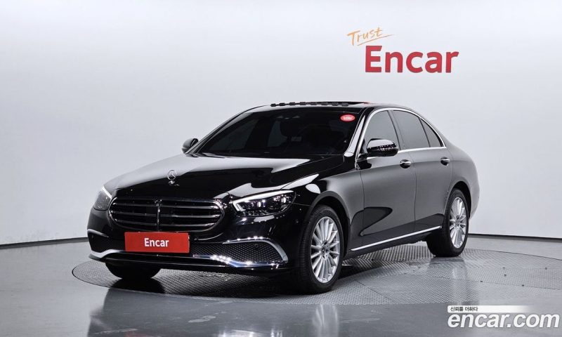 Mercedes Benz E-Class E220d 4MATIC Exclusive