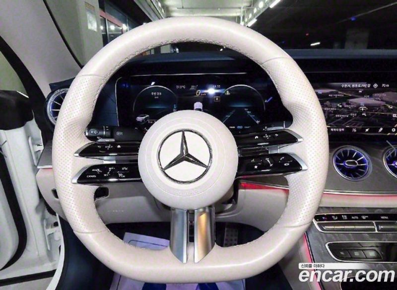 Mercedes Benz E-Class E450 4MATIC Cabriolet