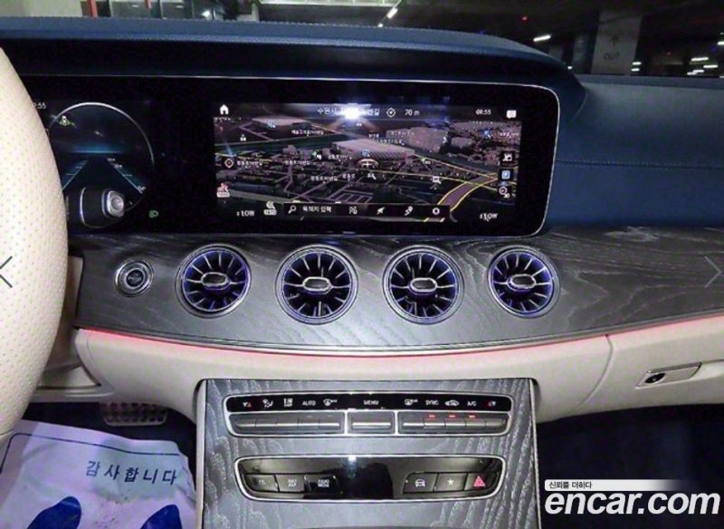 Mercedes Benz E-Class E450 4MATIC Cabriolet
