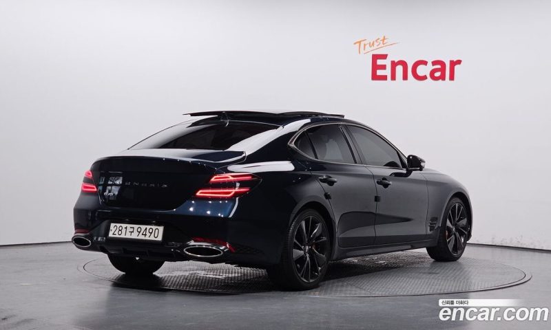 Genesis G70 Gasoline 2.0T 2WD