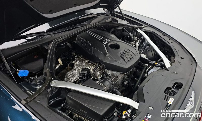 Genesis G70 Gasoline 2.0T 2WD