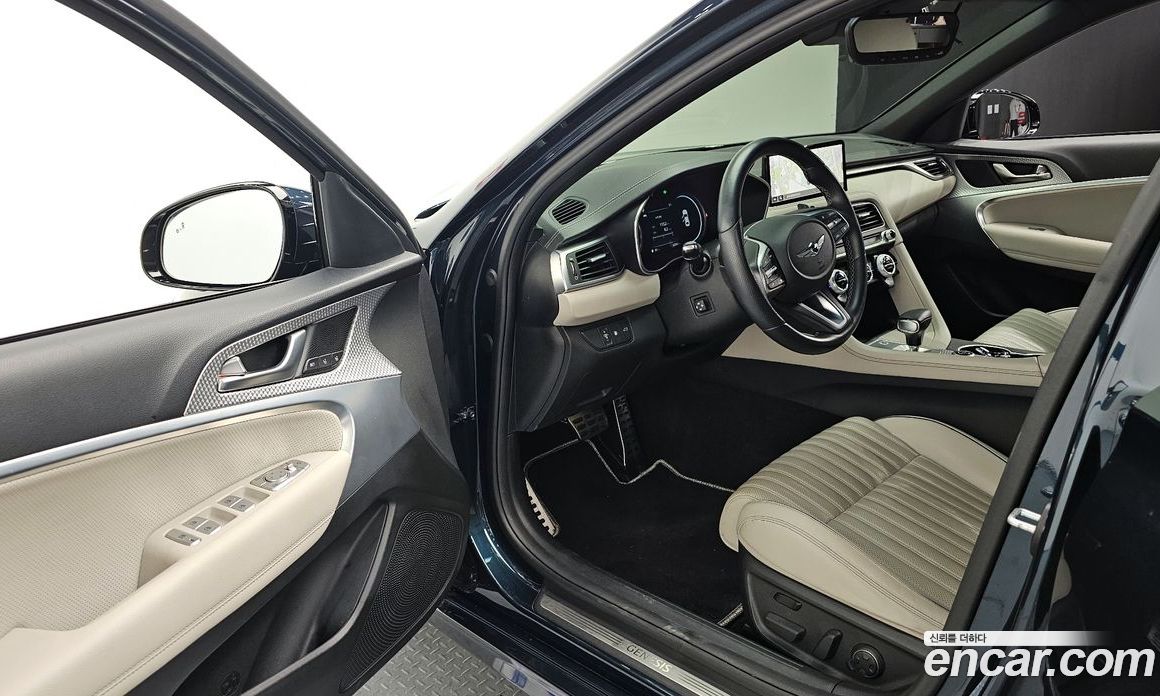 Genesis G70 Gasoline 2.0T 2WD