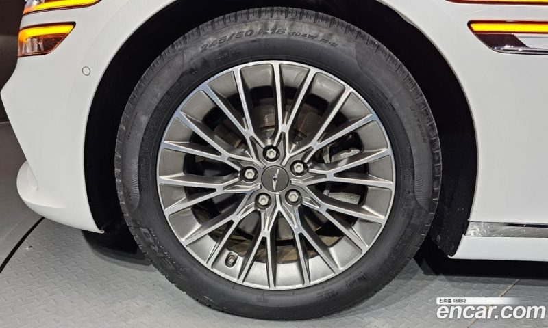 Genesis G80 Gasoline 2.5 Turbo 2WD