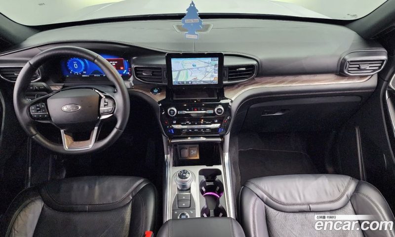Ford Explorer 3.0 Platinum 4WD