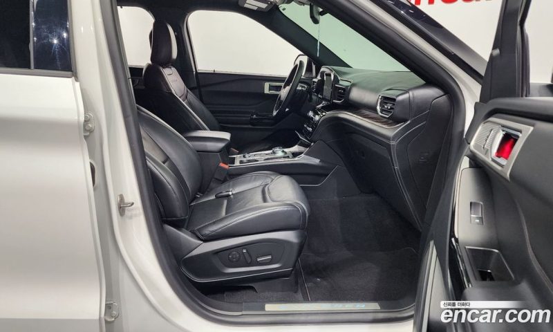 Ford Explorer 3.0 Platinum 4WD