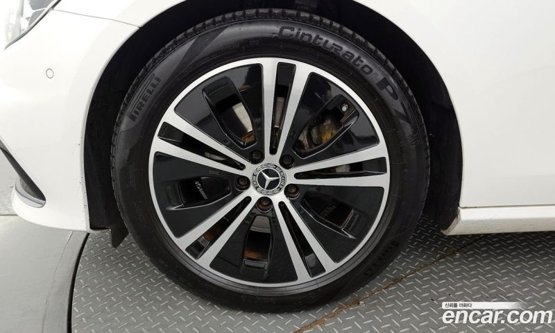 Mercedes Benz E-Class E250 Avantgarde
