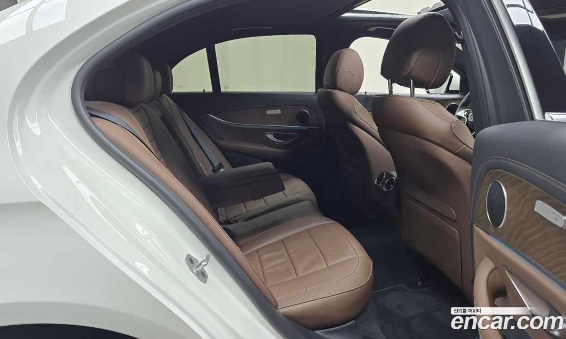 Mercedes Benz E-Class E250 Exclusive