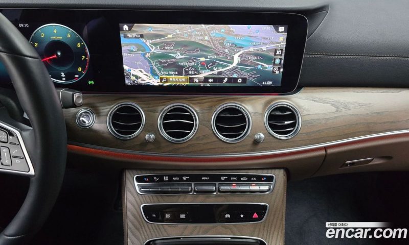 Mercedes Benz E-Class E250 Exclusive