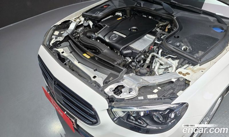 Mercedes Benz E-Class E250 Exclusive