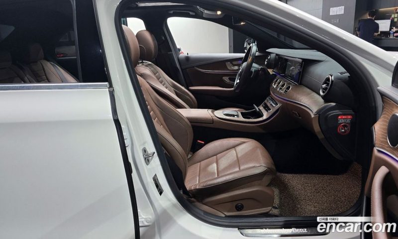 Mercedes Benz E-Class E250 Exclusive