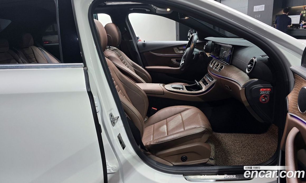 Mercedes Benz E-Class E250 Exclusive