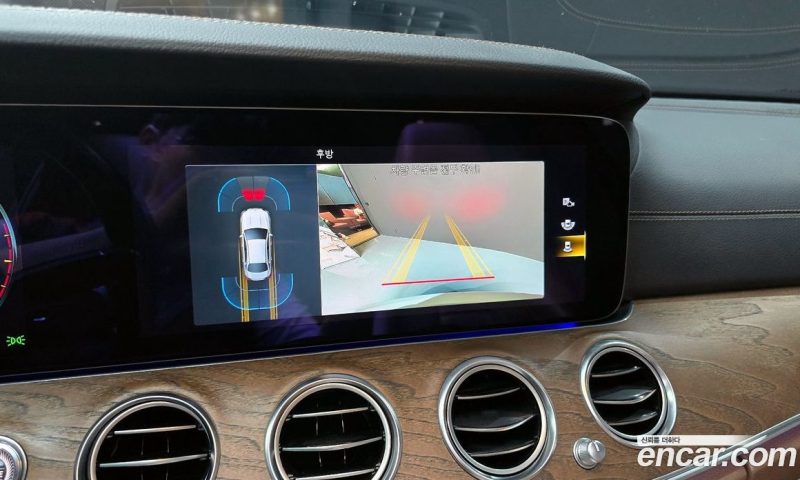 Mercedes Benz E-Class E250 Exclusive