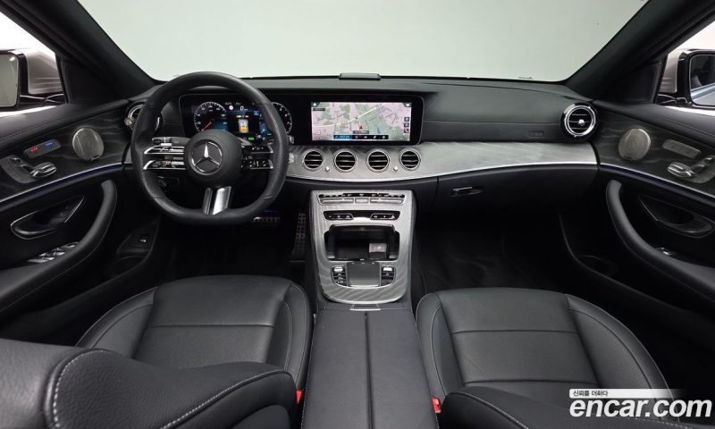 Mercedes Benz E-Class E350 4MATIC AMG Line