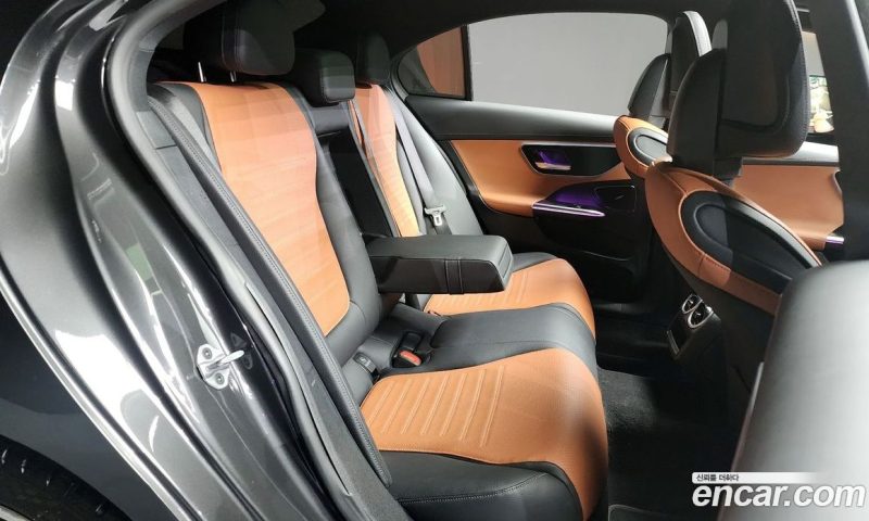 Mercedes Benz C-Class C300 AMG Line