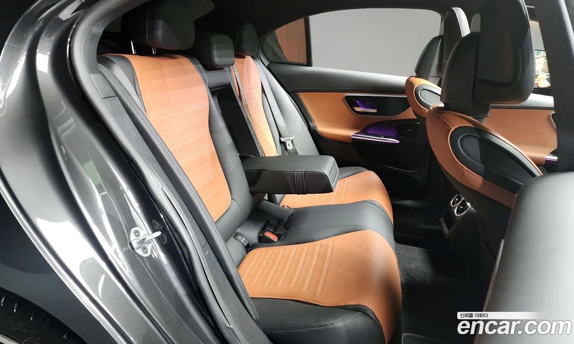 Mercedes Benz C-Class C300 AMG Line
