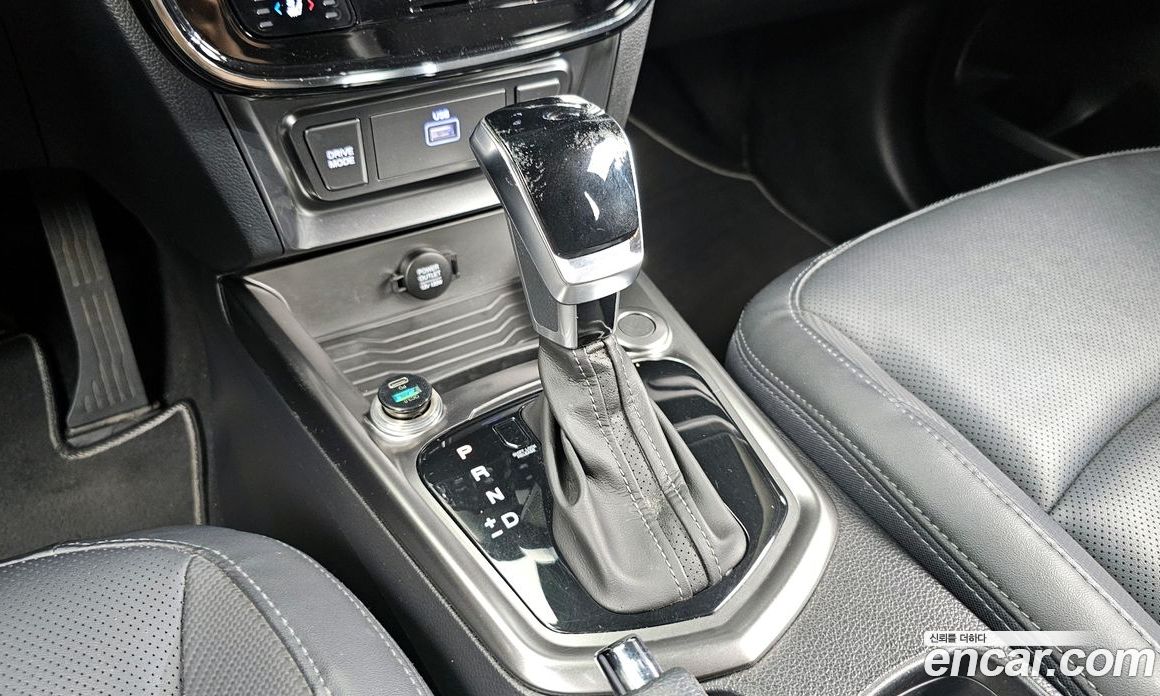 SsangYong Tivoli Gasoline 1.5 2WD