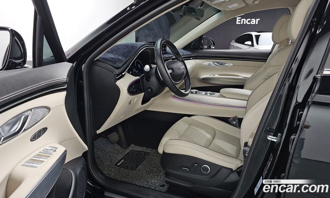 Genesis GV70 2.5T Gasoline 2WD