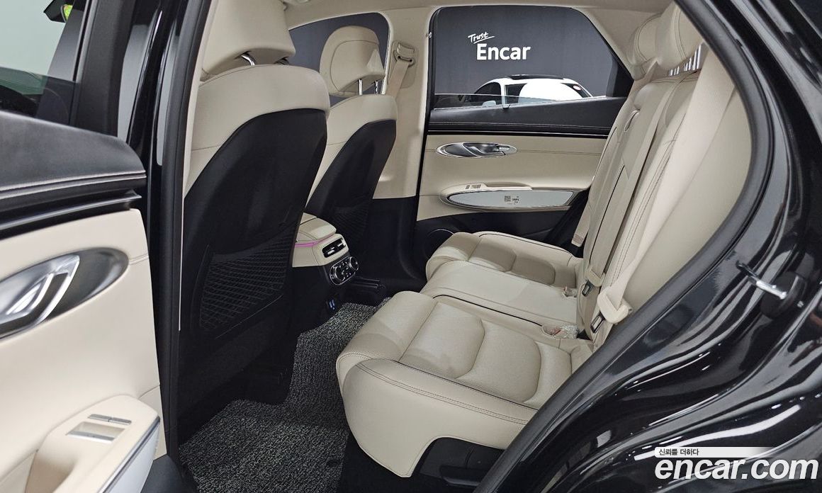 Genesis GV70 2.5T Gasoline 2WD