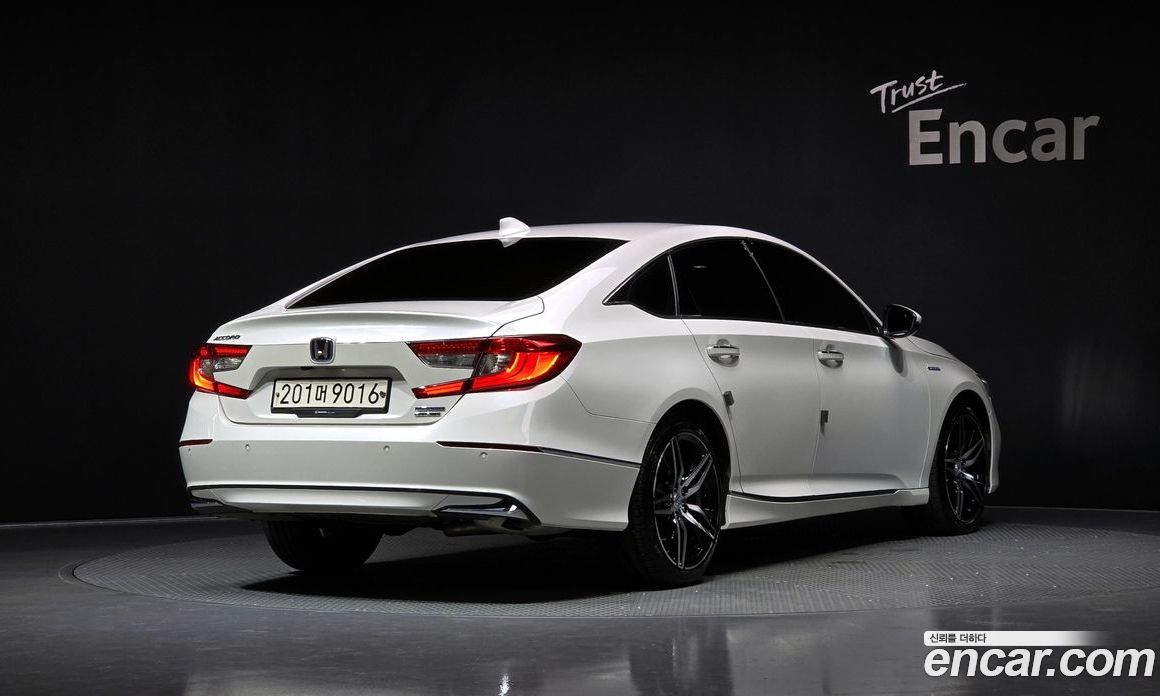 Honda Accord 2.0 Hybrid Touring