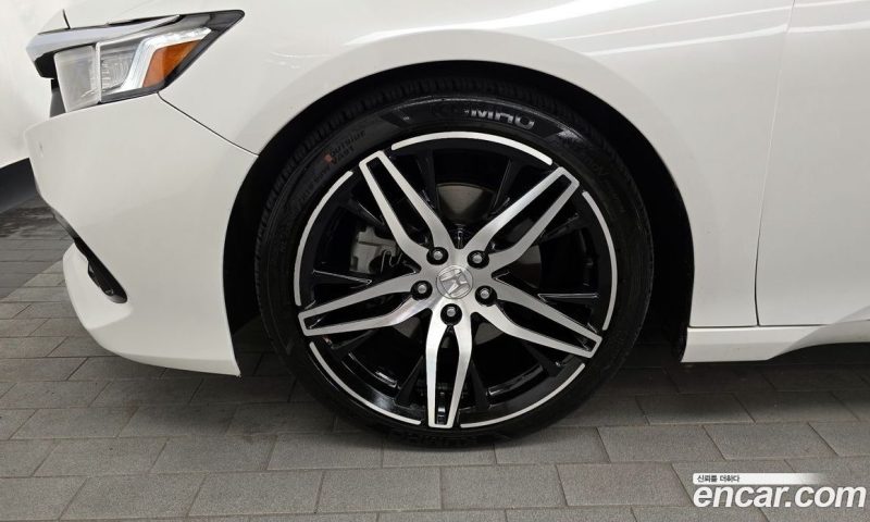 Honda Accord 2.0 Hybrid Touring