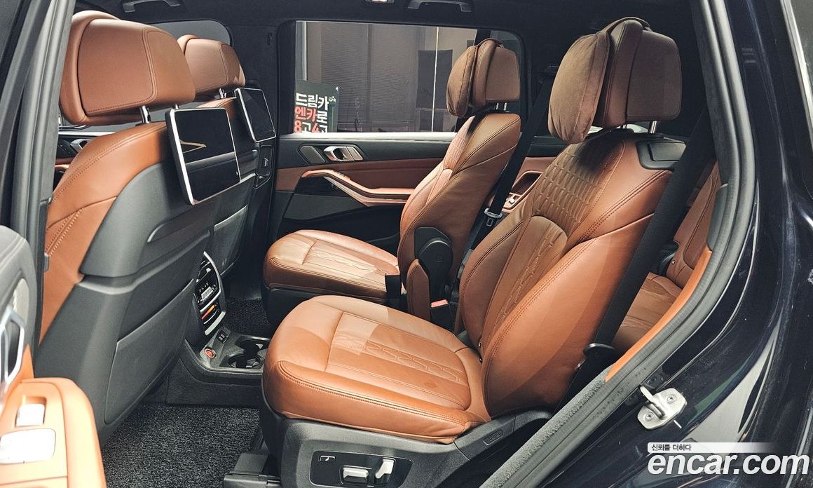 BMW X7 xDrive i40 M Sport 6STR