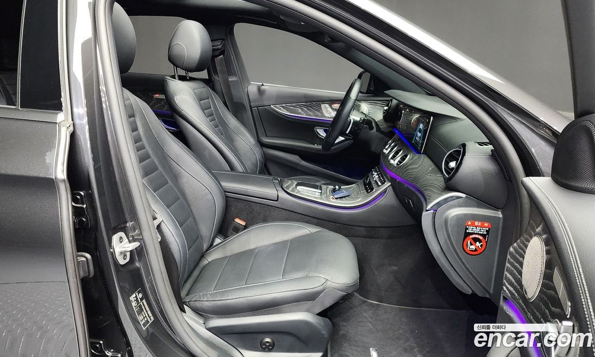 Mercedes Benz E-Class E350 4MATIC AMG Line