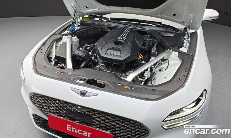 Genesis G70 Gasoline 2.0T 2WD