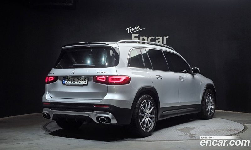 Mercedes Benz GLB-Class AMG GLB35 4MATIC