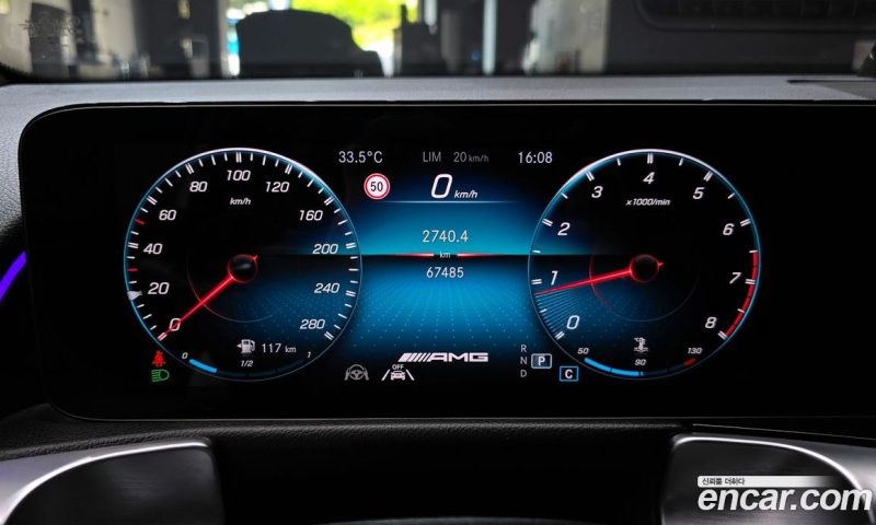 Mercedes Benz GLB-Class AMG GLB35 4MATIC
