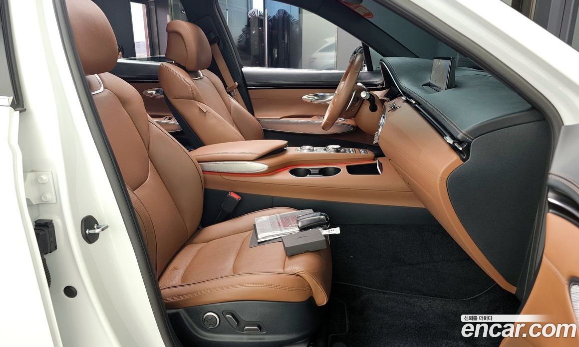 Genesis GV70 2.5T Gasoline 2WD