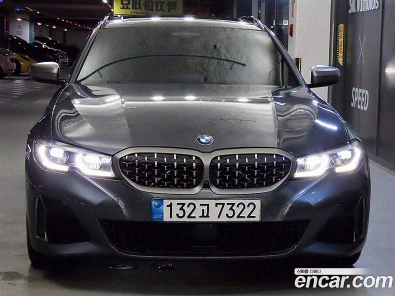BMW 3-Series M340i xDrive Touring Performance