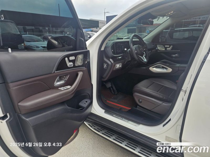 Mercedes Benz GLE-Class GLE300d 4MATIC