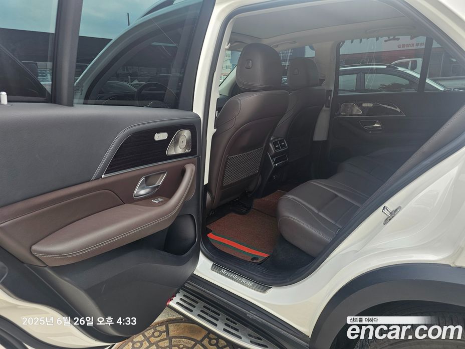 Mercedes Benz GLE-Class GLE300d 4MATIC