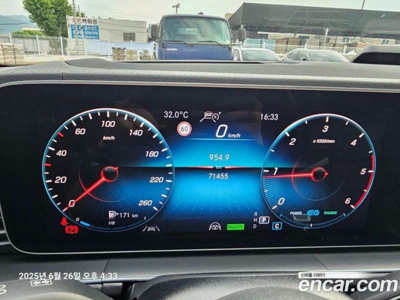 Mercedes Benz GLE-Class GLE300d 4MATIC